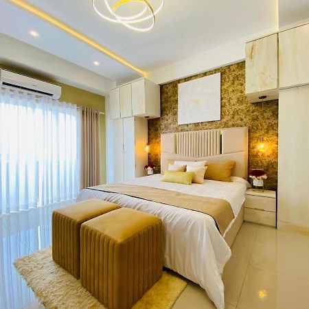 Ocean Breeze - Udaya Luxury Apartments Negombo Buitenkant foto